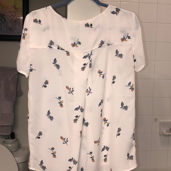 Loft Blouse - Picture 4 of 4